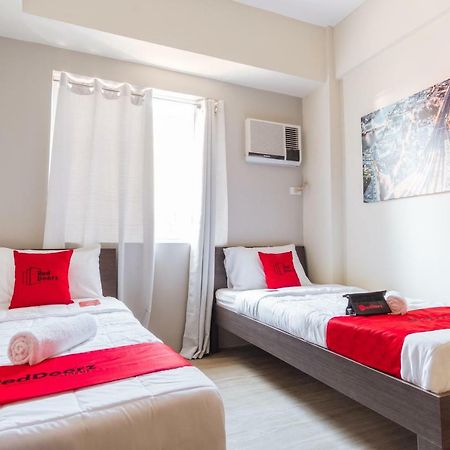 מלון מנילה Reddoorz Premium @ Vista Heights Legarda מראה חיצוני תמונה