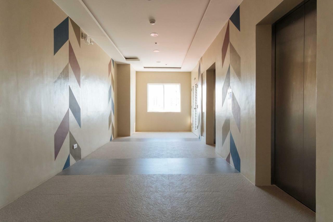מלון מנילה Reddoorz Premium @ Vista Heights Legarda מראה חיצוני תמונה