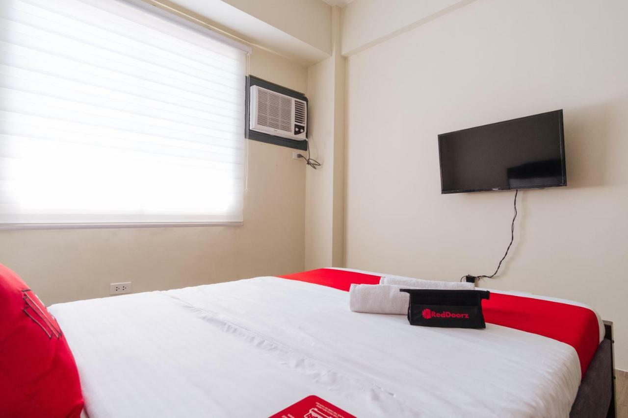 מלון מנילה Reddoorz Premium @ Vista Heights Legarda מראה חיצוני תמונה