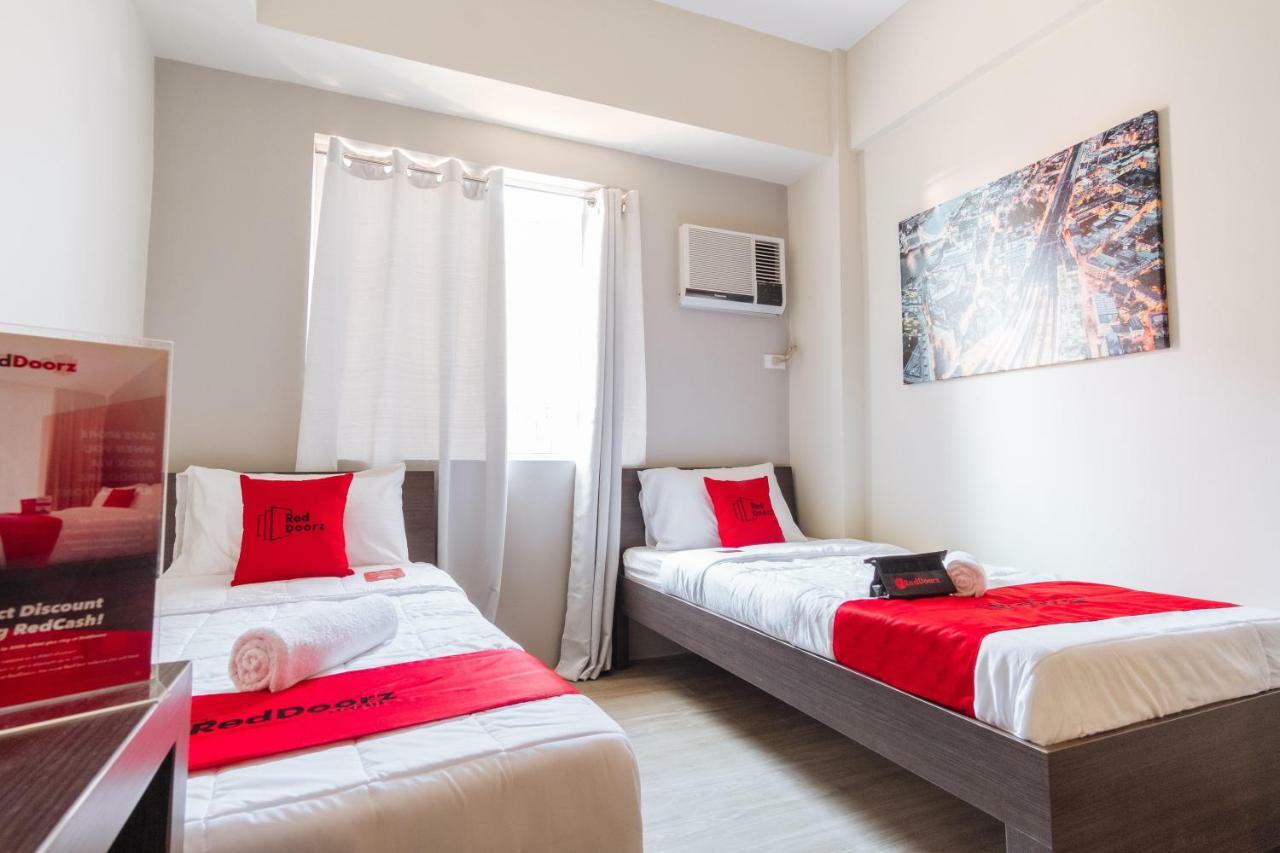 מלון מנילה Reddoorz Premium @ Vista Heights Legarda מראה חיצוני תמונה